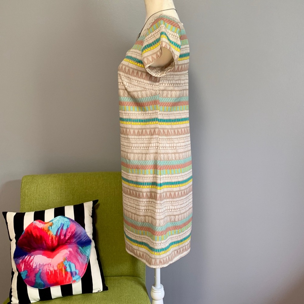 As U Wish Geometric Striped Shift Dress D2 - Picture 4 of 8